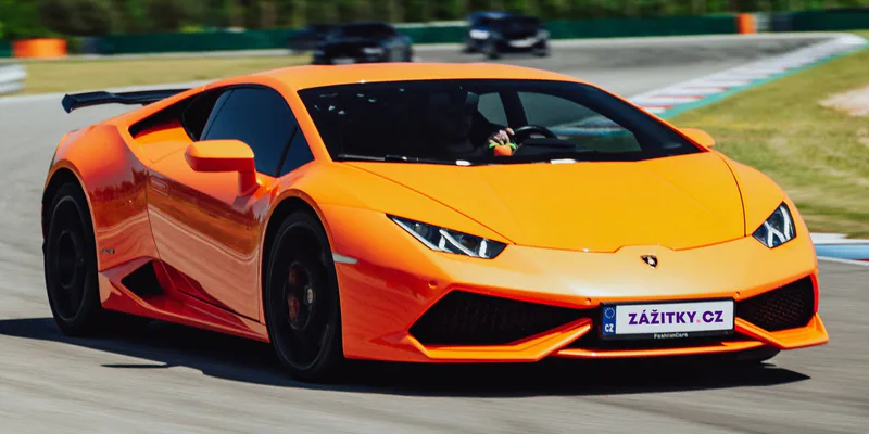 Jízda v Lamborghini Huracán na polygonu